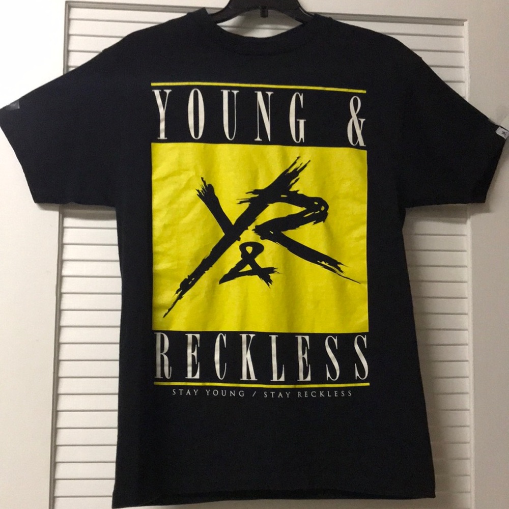 Young & Reckless Black and yellow t-shirt